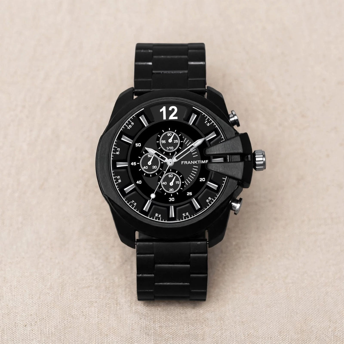 Premium Analog Wrist Watch | Round Dial, Rubber Strap & Quartz Movement For Men